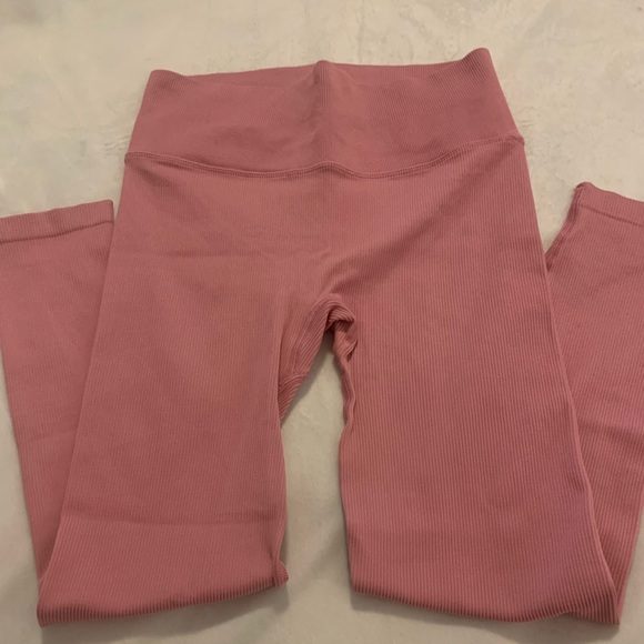 Victorias Secret 7/8 Ribbed Leggings - Picture 3 of 6